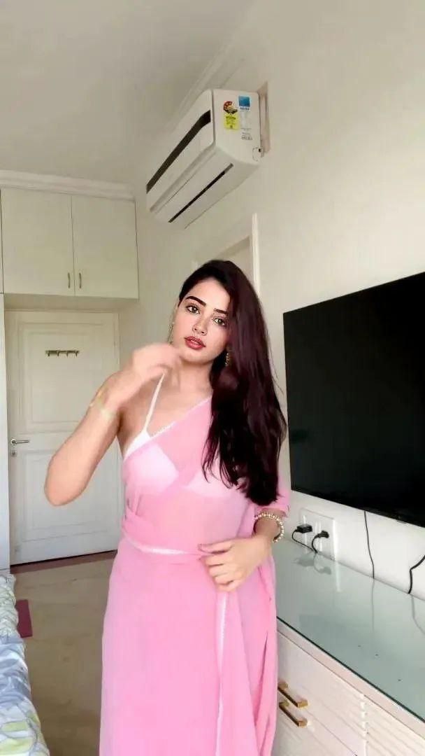 Buzz Dates :-8700871794